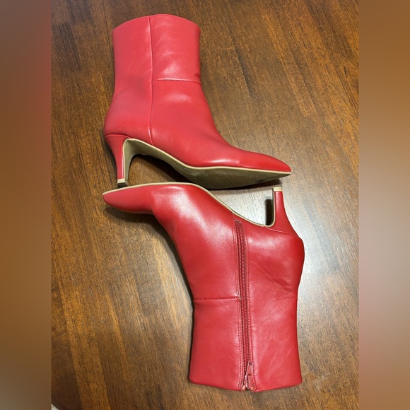 Dolce Vita Anza Red Pointed-Toe Leather Boots - Picture 11 of 12